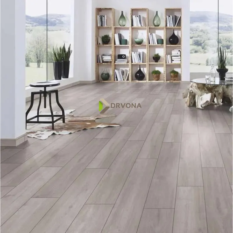 LAMINAT  8mm/Kl.32 VARIOSTEP CLASSIC V FUGA 5946x HRAST ROCKFORD, RASPOLOŽIVO 6,639m2 