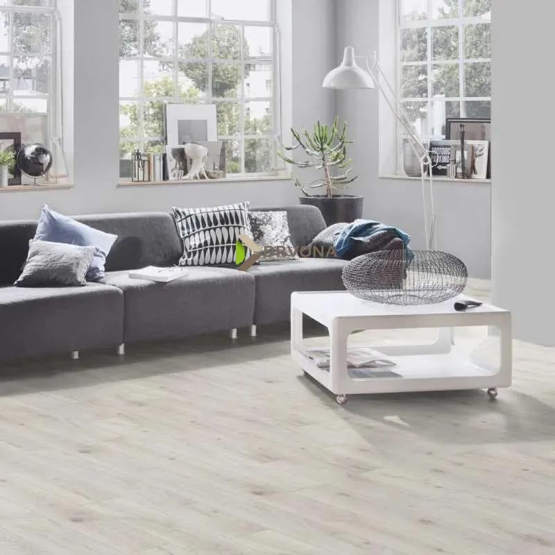 LAMINAT 10mm/Kl.32 VINTAGE CLASSIC V FUGA 5953x HRAST CHANTILLY, RASPOLOŽIVO 3,449m2
