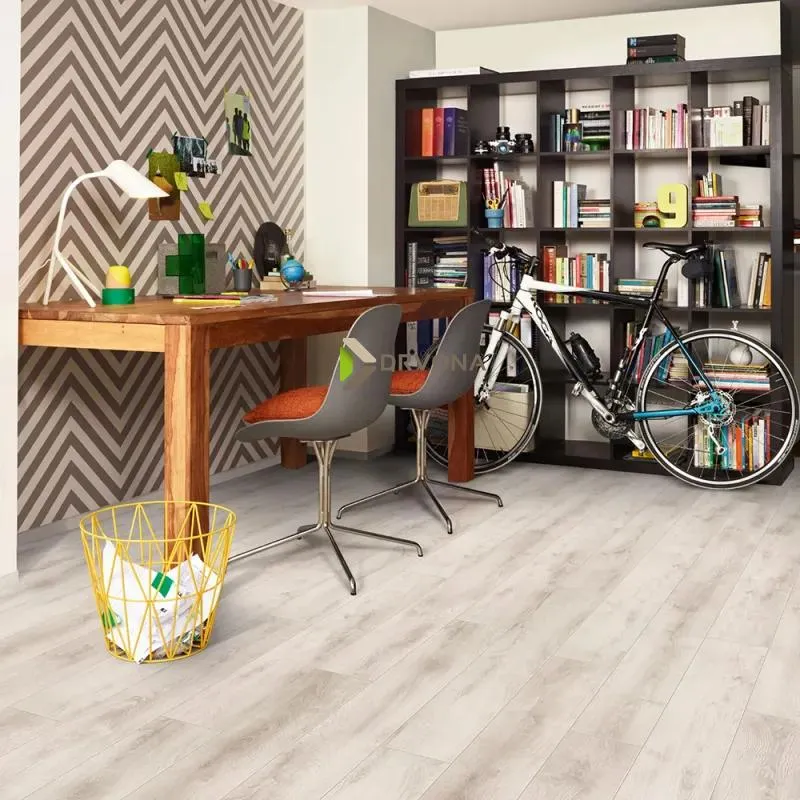 LAMINAT 12mm/Kl.33 VINTAGE 908x HRAST BIJELI 8003, RASPOLOŽIVO 8,688 m2