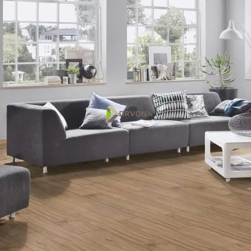 LAMINAT  8mm/Kl.32 VARIOSTEP CLASSIC V FUGA K338x HRAST CREDENZA p=2,2204 m2 