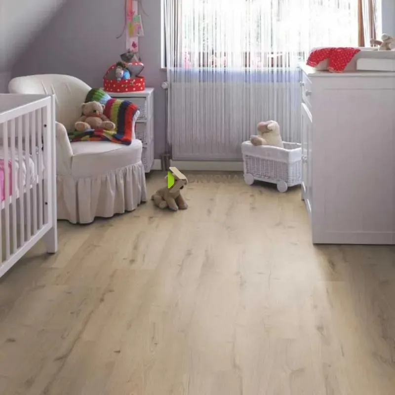 LAMINAT 7mm/Kl.32 LOC 254x HRAST MONTANA p=2,421 m2