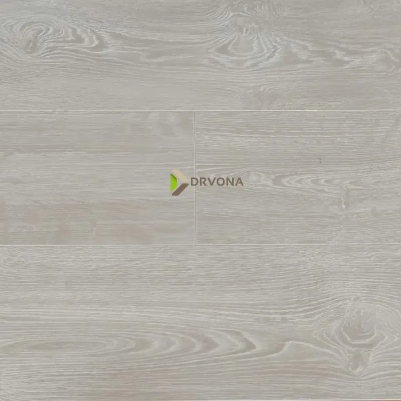 LAMINAT 8mm/Kl.32 TEAM FLOORING 8107x OAK NISSI, RASPOLOŽIVO 19,475 m2