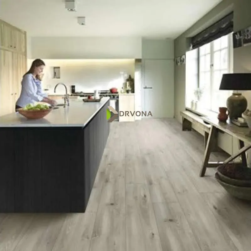 LAMINAT 8mm/Kl.32 SKANDOR 754x BLISS OAK, RASPOLOŽIVO 17,257m2