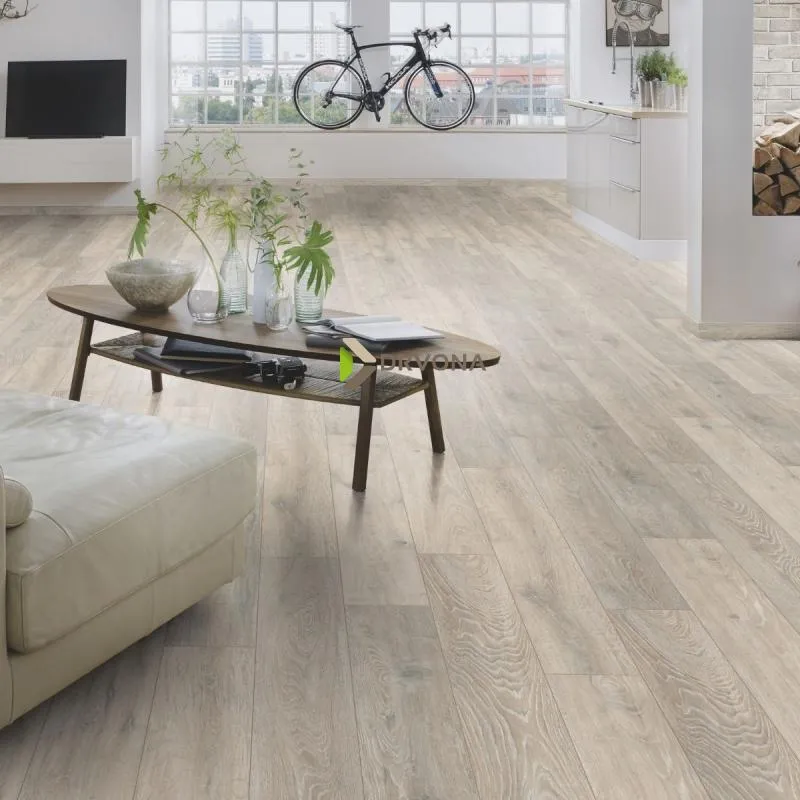LAMINAT 8mm/Kl.32 SUPER NATURAL CLASSIC V FUGA 5543x HRAST COLORADO p=2,2204 m2