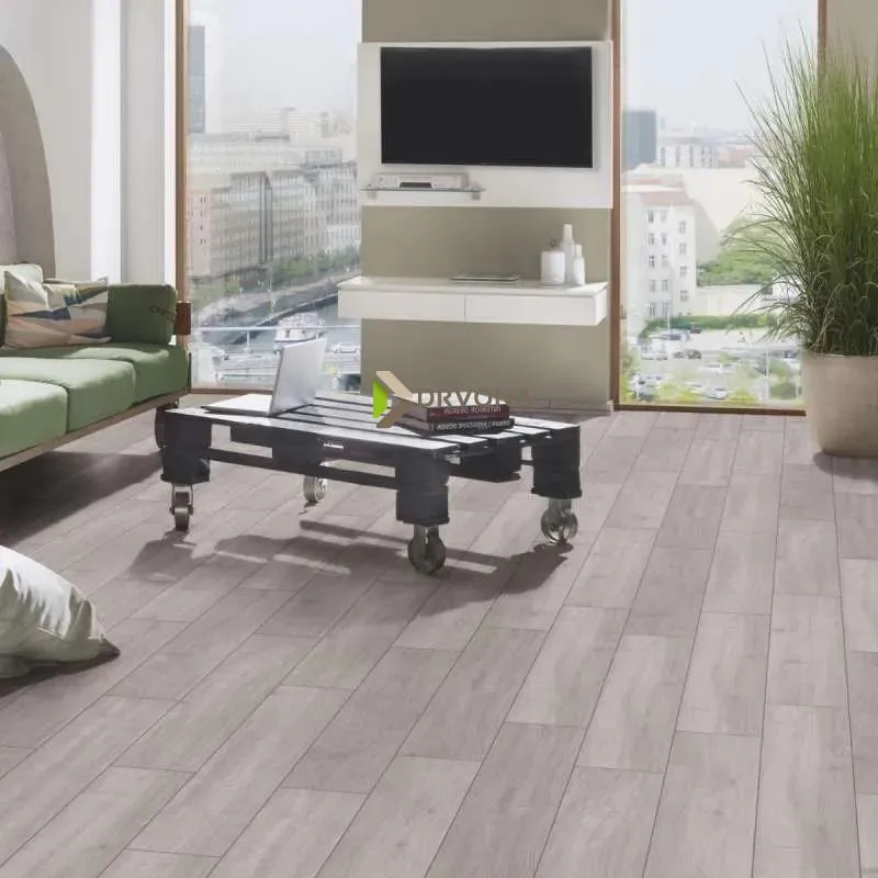 LAMINAT 8mm/Kl.32 SUPER NATURAL CLASSIC PURE+ 5946 HRAST ROCKFORD p=2,260 m2