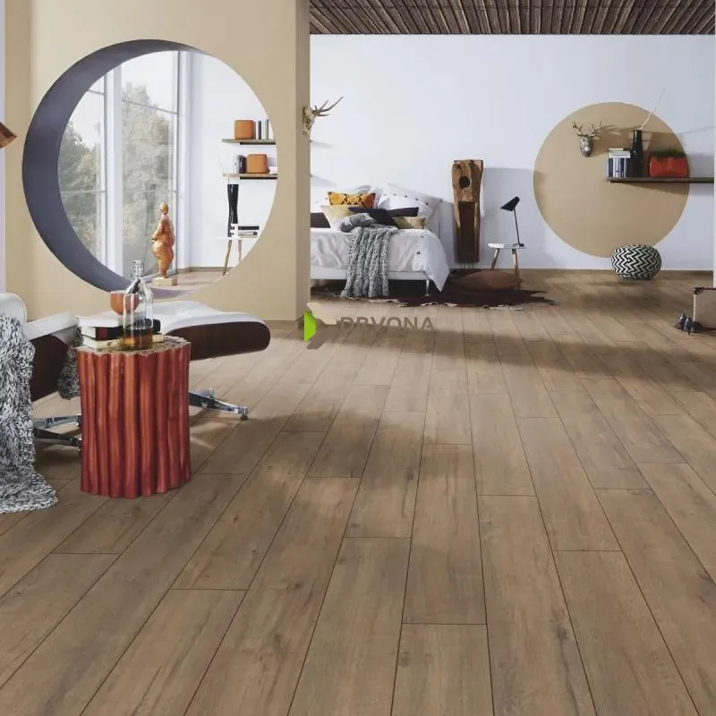 LAMINAT 8mm/Kl.32 SUPER NATURAL CLASSIC PURE + K635 HRAST APOLLO p=2,260 m2