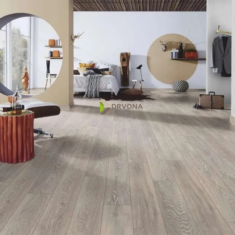 LAMINAT 8mm/Kl.32 SUPER NATURAL CLASSIC PURE + 5542 HRAST SIVI p=2,260 m2