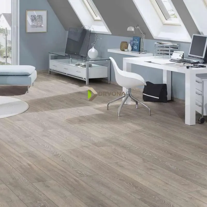 LAMINAT 8mm/Kl.32 SUPER NATURAL CLASSIC PURE + 5542 HRAST SIVI p=2,260 m2