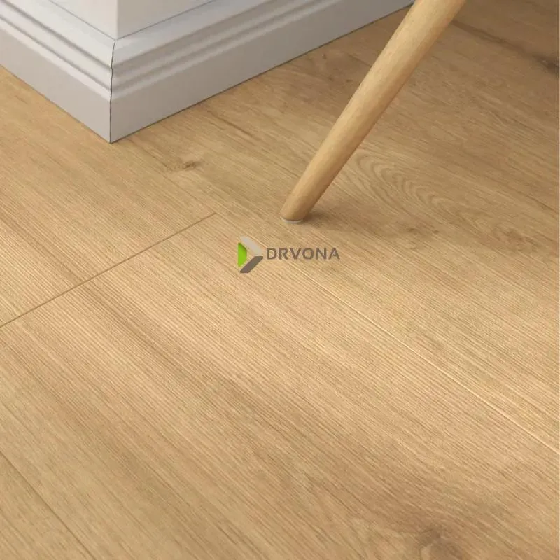 LAMINAT  7mm/Kl.32 BODOMO 7517/8837x HRAST LOFOTEN p=2,51 m2 