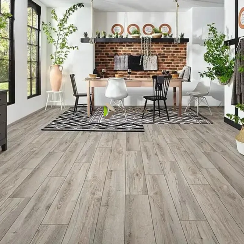 LAMINAT  6mm/Kl.32 AQUAPRTECT  30670844 HRAST LUCHA  p=2,76 m2 