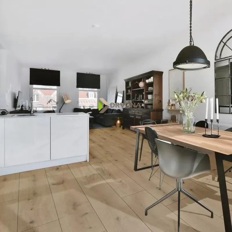 SPC VINIL 5+1mm/KL.34 ROCKO R128 SPC812RS HRAST ASCOT s podlogom, p=1,630 m2 