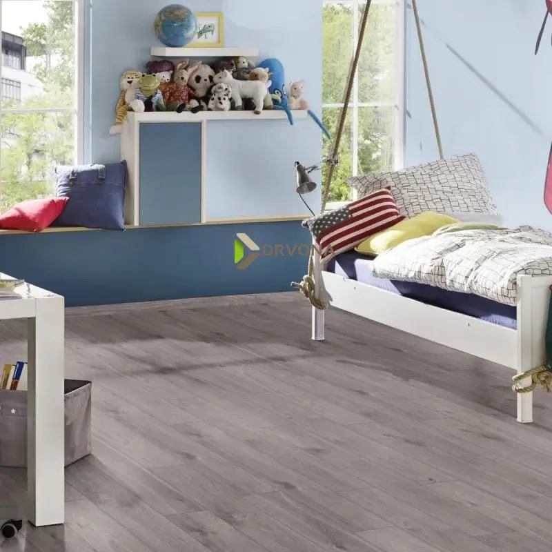LAMINAT 8mm/Kl.33 ORGANIC Orca PURE + K395 HRAST TORNADO p=2,26 m2