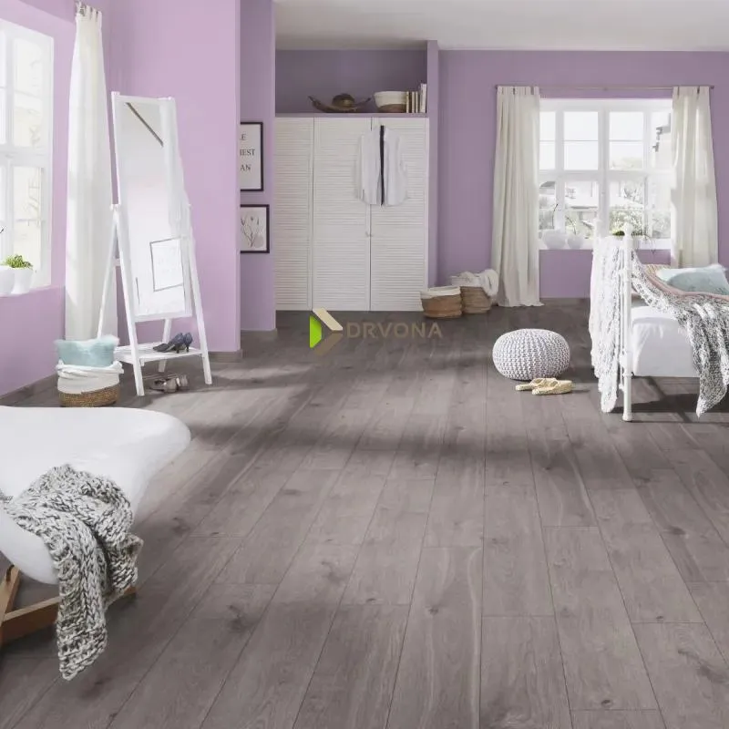 LAMINAT 8mm/Kl.33 ORGANIC Orca PURE + K395 HRAST TORNADO p=2,26 m2