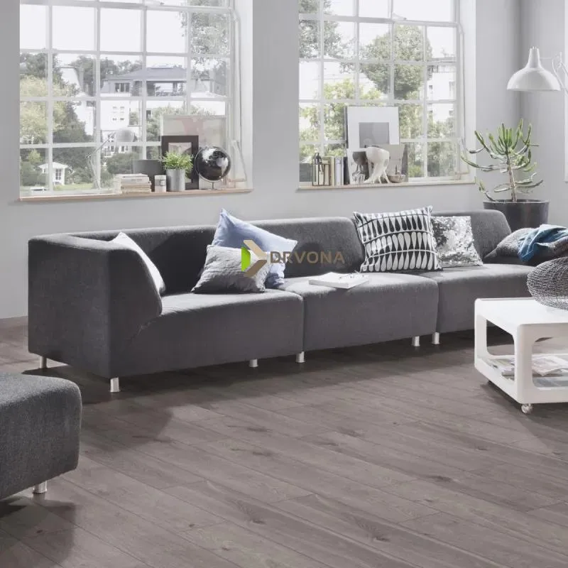 LAMINAT 8mm/Kl.33 ORGANIC Orca PURE + K395 HRAST TORNADO p=2,26 m2