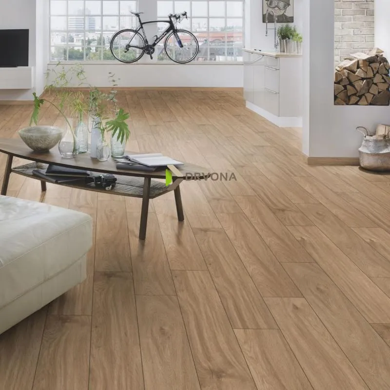 LAMINAT 8mm/Kl.32 SUPER NATURAL CLASSIC PURE+ K338 HRAST CREDENZA p=2,260 m2