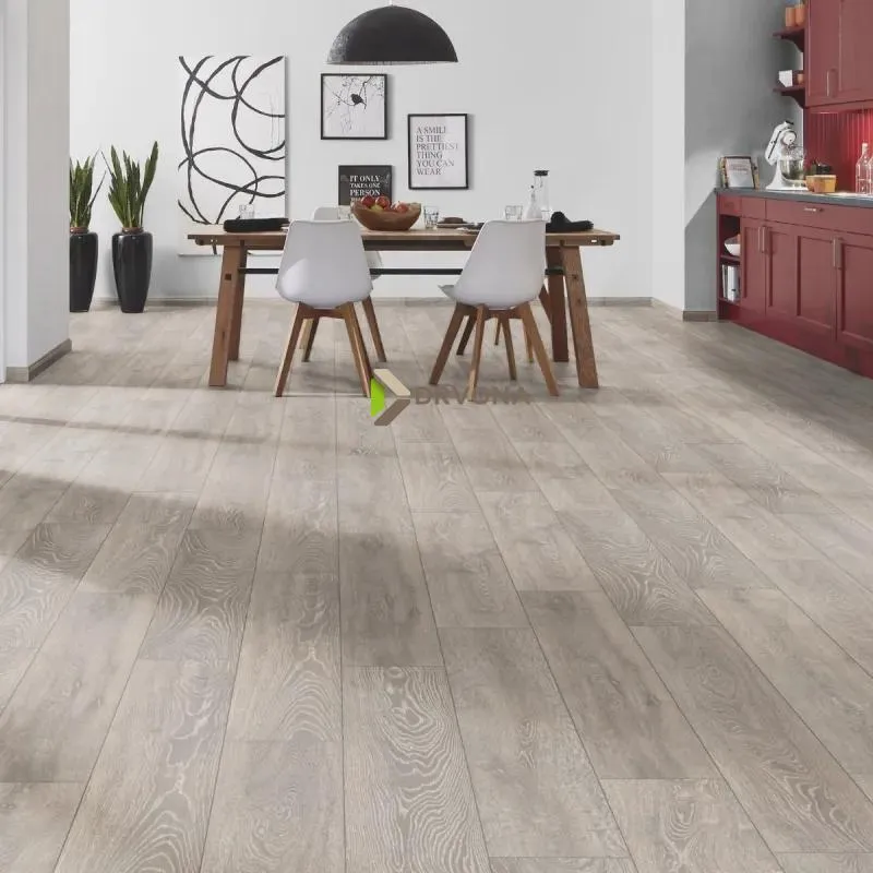 LAMINAT 12mm/Kl.33 FLOOR DREAMS VARIO V FUGA 5542x HRAST SIVI p=1,48 m2