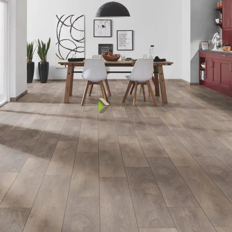 LAMINAT 8mm/Kl.32 SUPER NATURAL CLASSIC PURE+ 8631 HRAST CASTLE p=2,260 m2