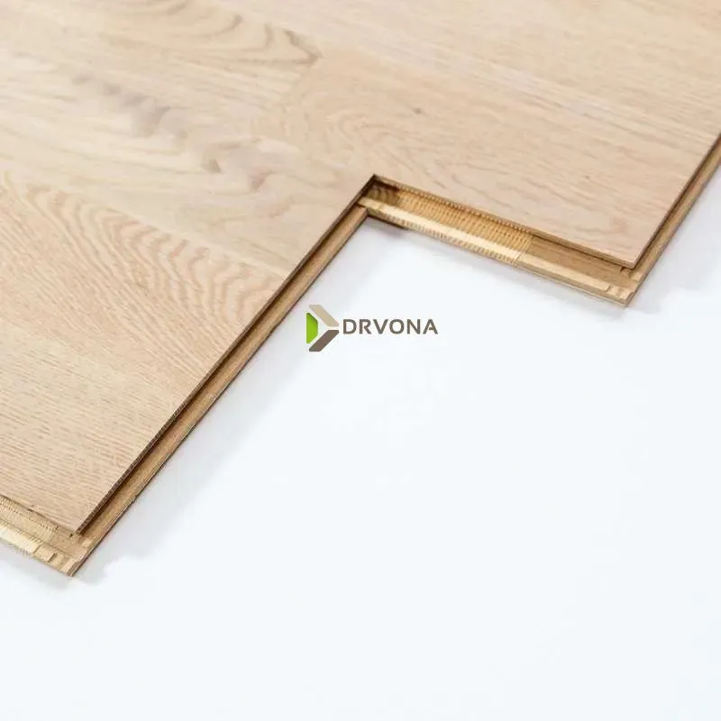PARKET PANEL 3-S BIJELI HRASTx S 14/207/2175mm s oštećenjem RASPOLOŽIVO 6,303 m2