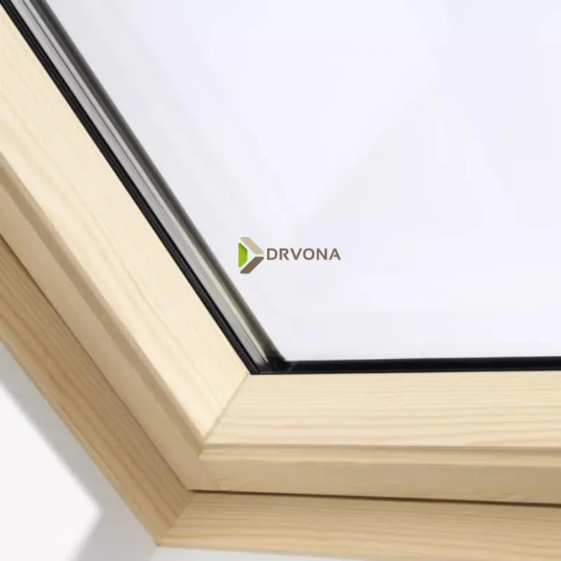 VELUX KROVNI PROZOR, BEZBOJNI LAK, ELEKTRIČNO NAPAJANJE, STAKLO 68 