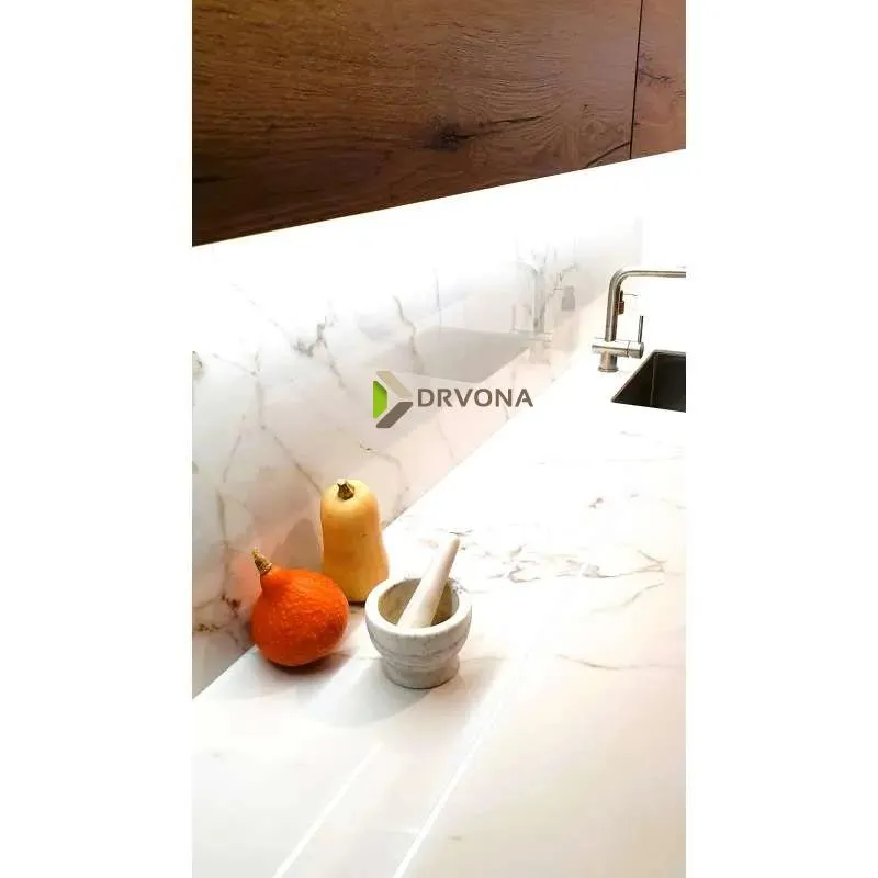 KUHINJA PO MJERI LOTTA