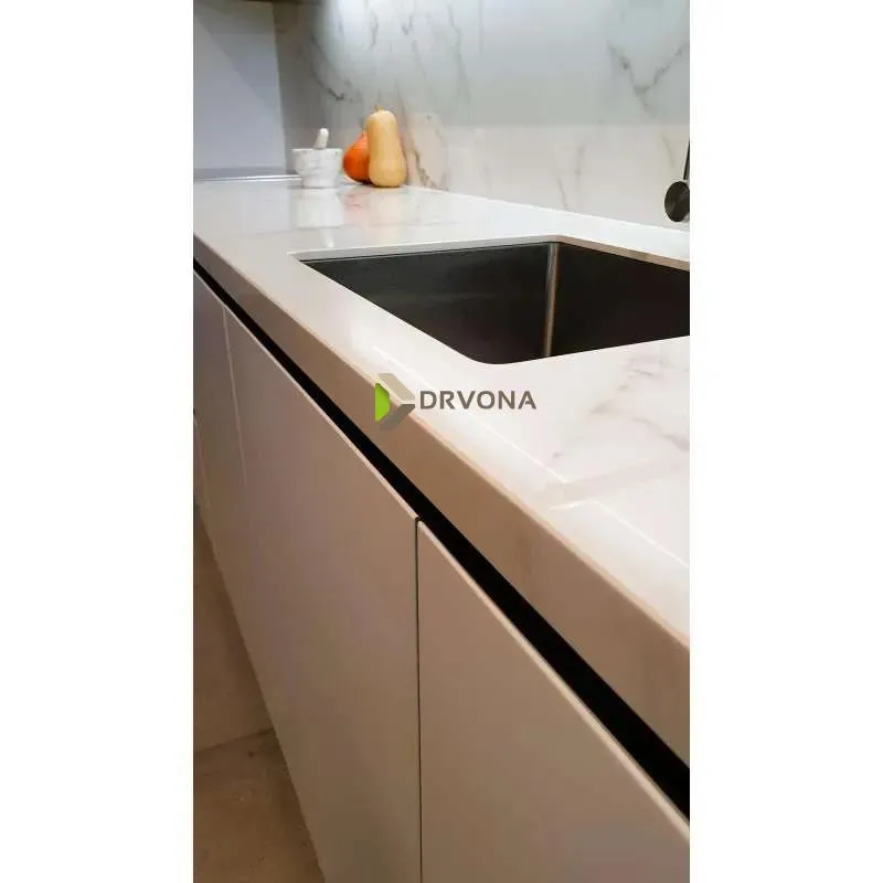 KUHINJA PO MJERI LOTTA