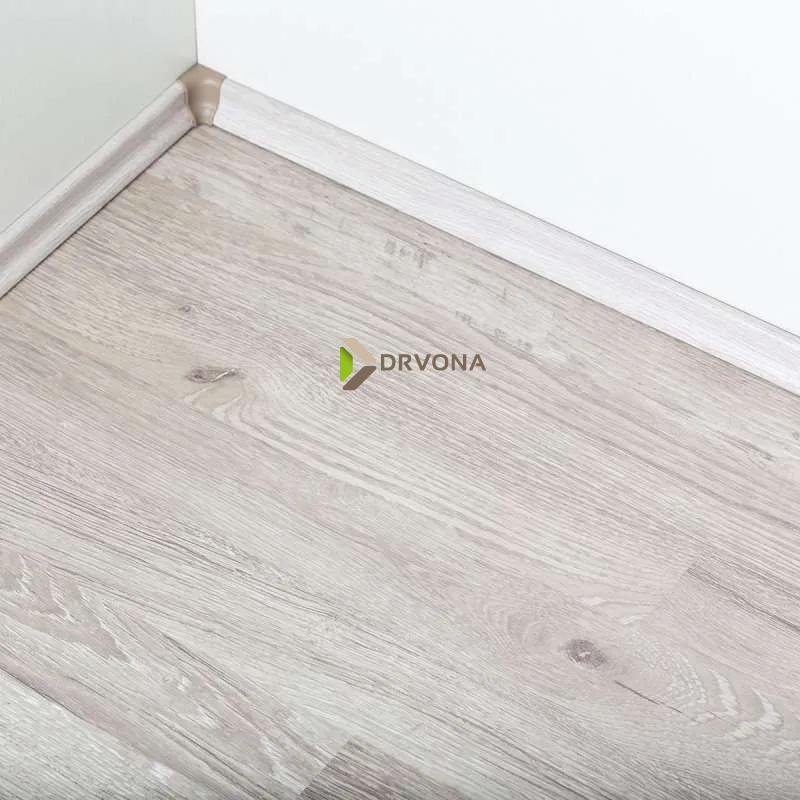 LAMINAT 8mm/Kl.32 STRONG LINE 3507x HRAST POLAR SIVI, RASPOLOŽIVO 18,099m2