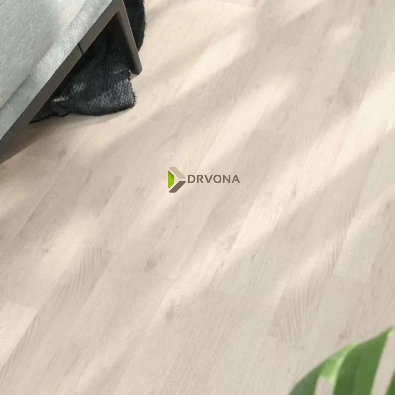 LAMINAT 8mm/Kl.32 BODOMO 8541x HRAST PALACE p=2,52 m2
